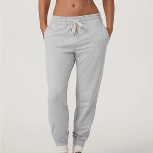 Vuori Heather Gray Performance Joggers